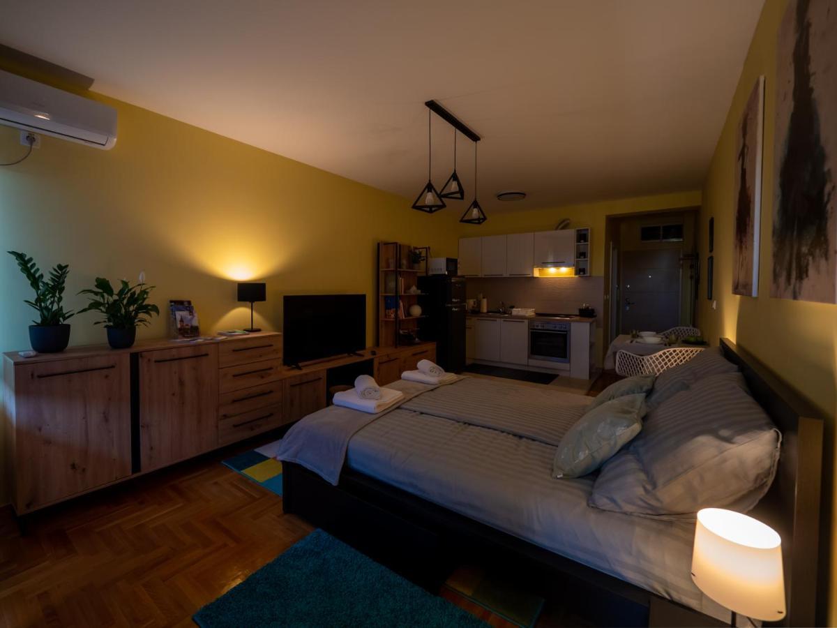 Green Apple Apartment 苏博蒂察 外观 照片